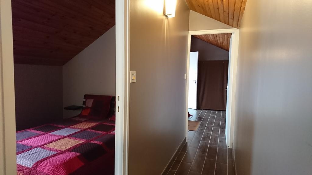 Gites De L'Archange Courtils Екстериор снимка